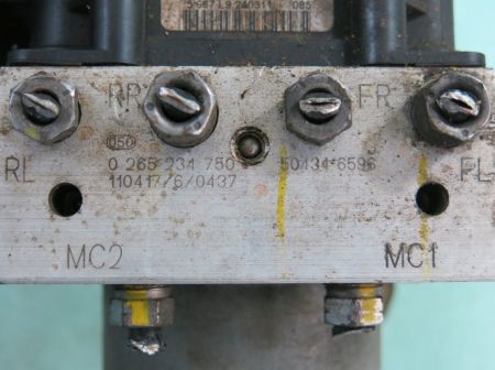 Bloc ABS 504346596 0265234750 Bosch 0-265-951-234 Iveco Daily