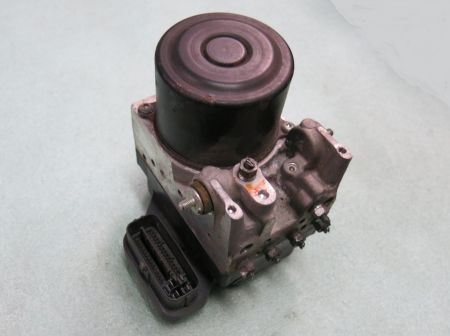 ABS Steuergerät 4454052121 8954152631 ADVICS 1338008890 Toyota Yaris
