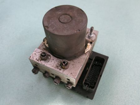 Bloc ABS 504346596 0265234750 Bosch 0-265-951-234 Iveco Daily