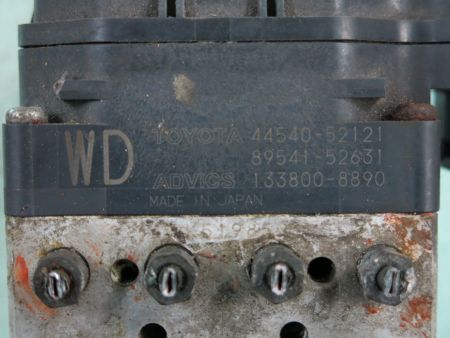 ABS Steuergerät 4454052121 8954152631 ADVICS 1338008890 Toyota Yaris